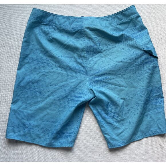Oakley Men's Swim Trunks 36 - Picture 2 of 5